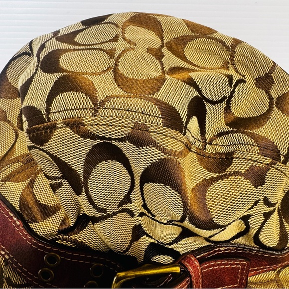 Coach Signature Canvas Bucket Hat in Tan & Brown main image 8